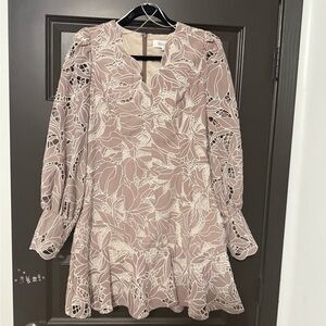 Elliatt Blush Lace Long Sleeve Dress